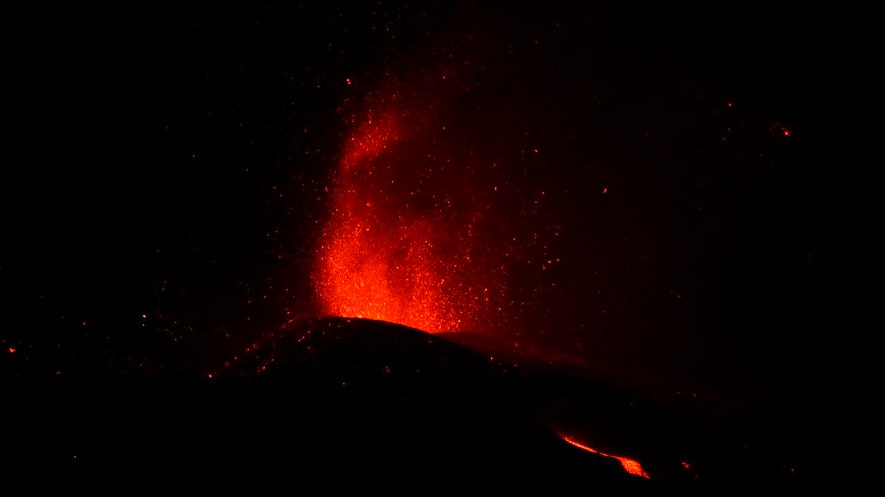 erupción volcánica en la palma islas canarias 2021