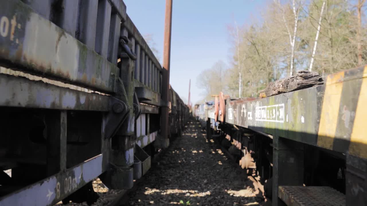 오래된 녹은 열차차