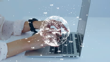 escribir en una computadora portátil, persona rodeada de conexiones de red digital animación