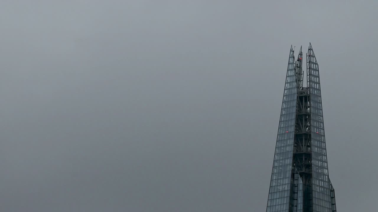 día gris y nublado con el fragmento, londres, reino unido