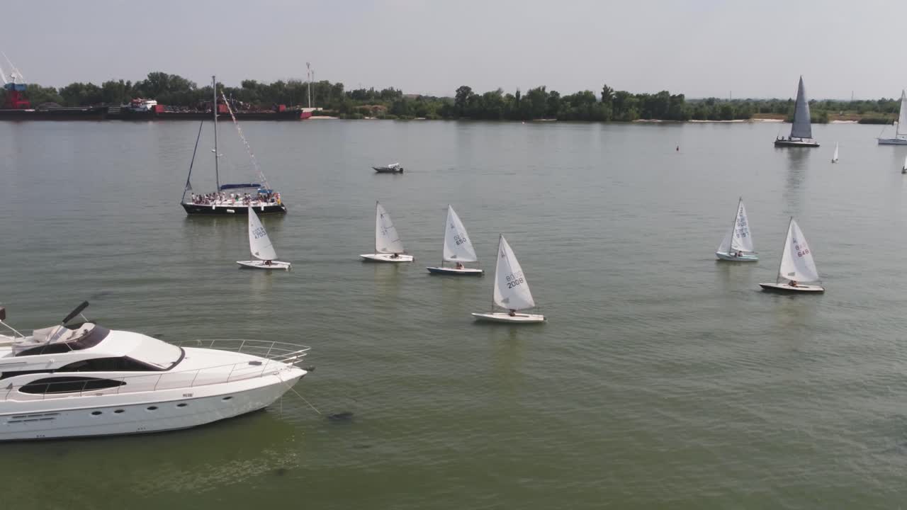 강 항해 레가타