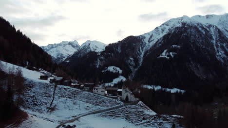 Verschneiter-Tag-Im-Binntal