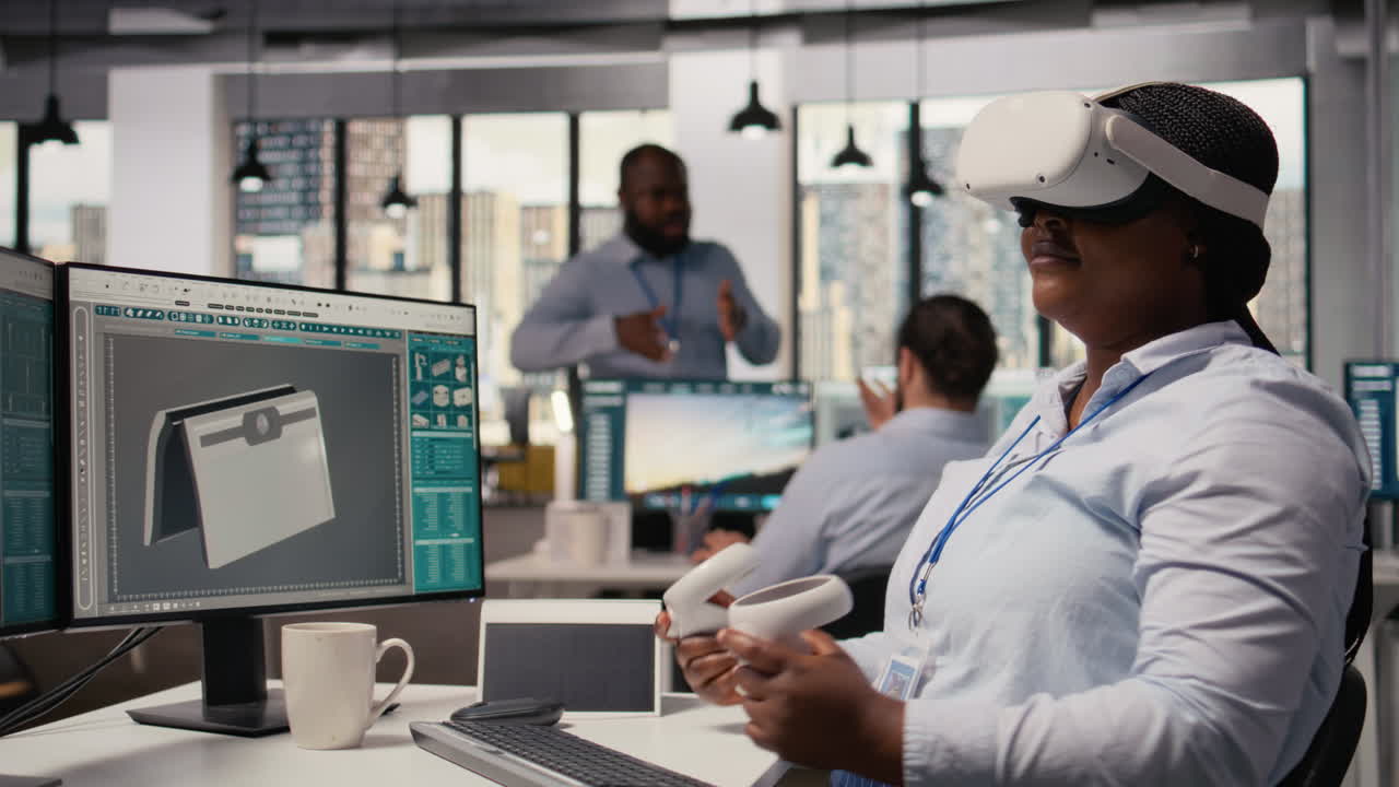 Engineer Using Virtual Reality Simulation To Develop Solar Device Prototype