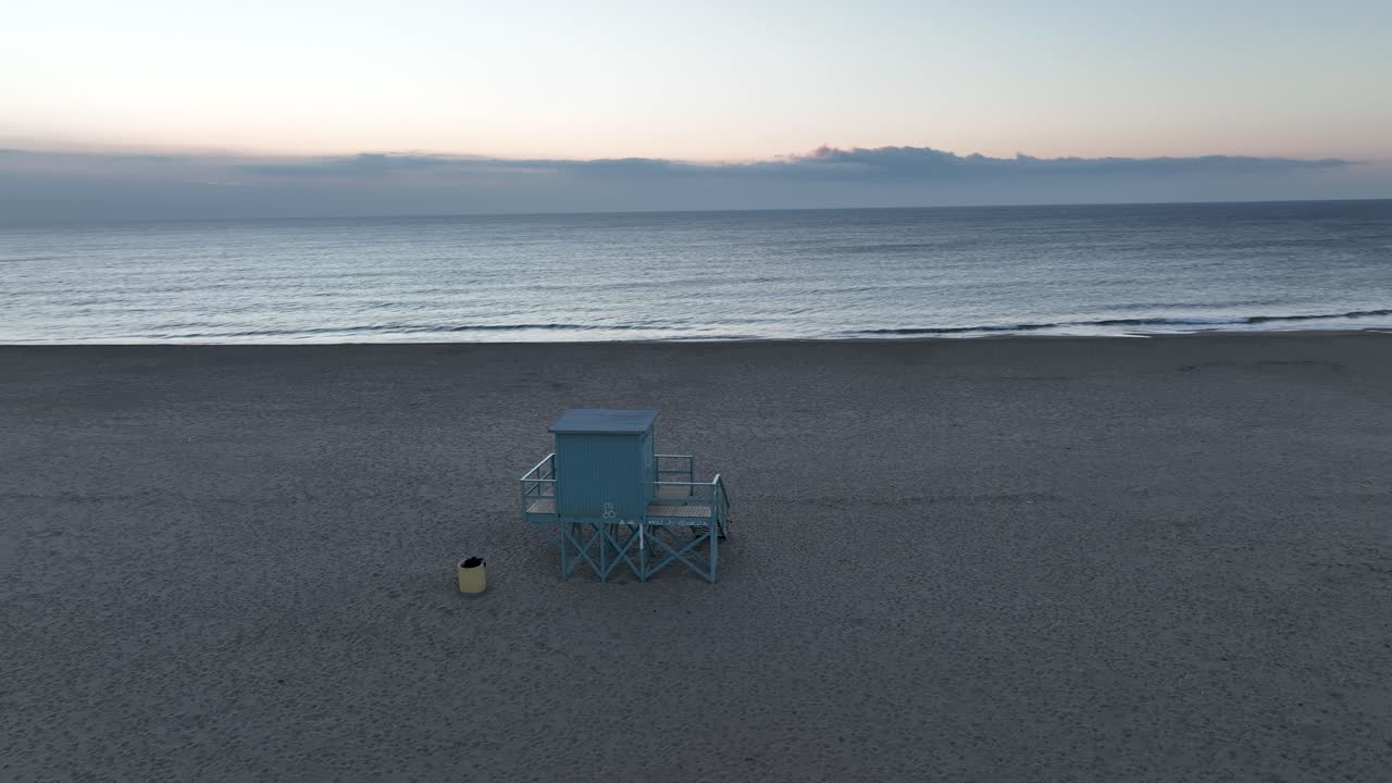 Peaceful Beach at Sunrise