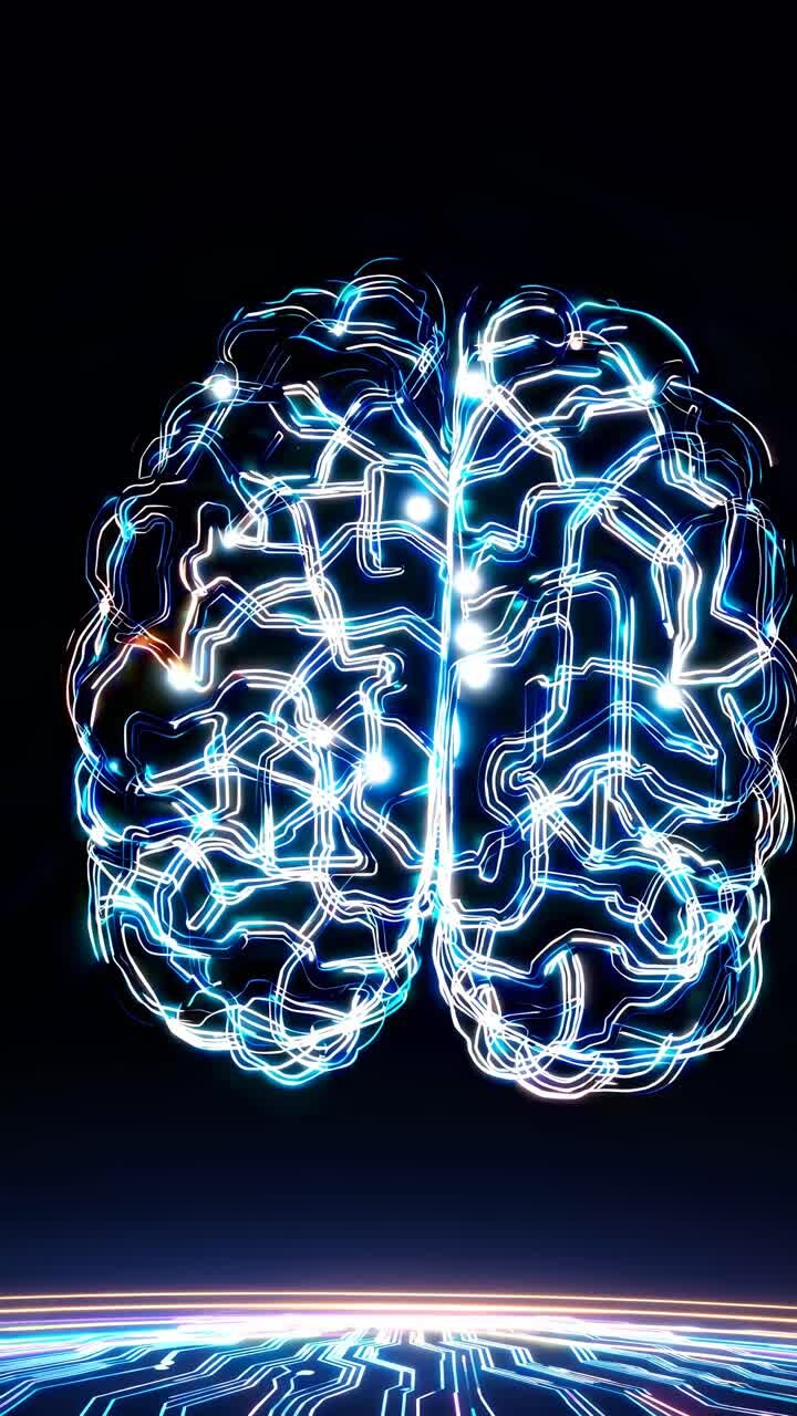 Concept video futuristico di un cervello luminoso con motivi di circuiti, ripreso da un angolo basso
