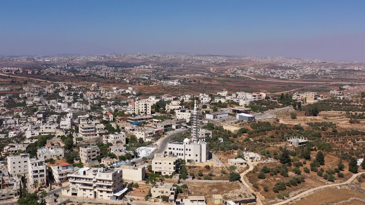 예루살렘 근처에 있는 팔레스타인 도시 비두의 공중 풍경