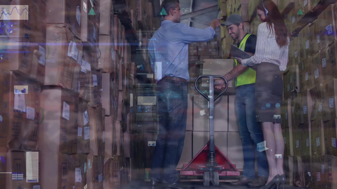Animación de trabajadores de almacén caucásicos, hombres y mujeres, sobre gráficos.