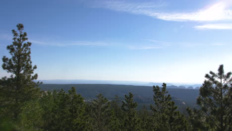 Wide-Shot-of-an-early-morning-sunrise-at-Larb-Hollow-Overlook-near-Torrey,-Utah