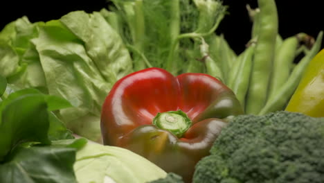 Verduras-De-Pimiento-Rojo-Rotando,-Dieta-Típica-Mediterránea