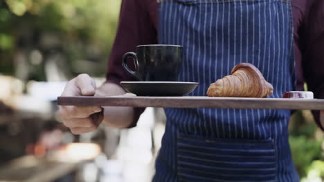 Kaffee-Und-Croissants-Zur-Rettung