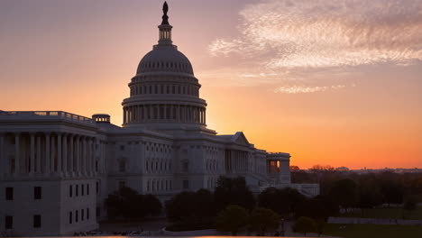 the united states capitol building at sunrise