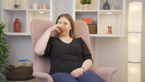 young woman drinking water for healthy life.