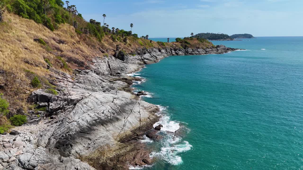 Paesaggio costiero di Capo Promthep, Thailandia