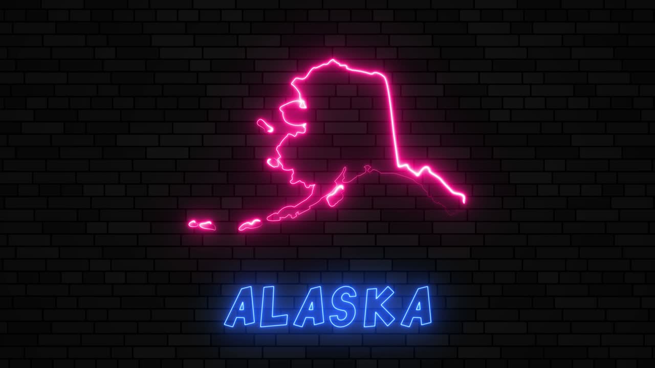 estado de alaska mapa silueta con línea de neón en un fondo de pared de ladrillo oscuro