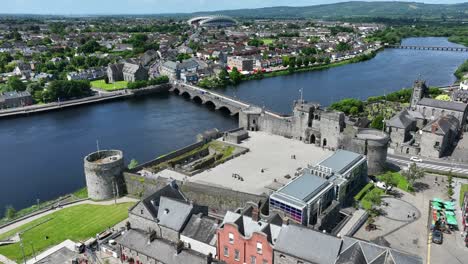 el castillo del rey juan, limerick, irlanda, mayo de 2024