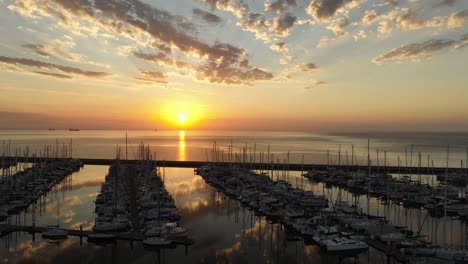 Sonnenaufgang,-Zeitraffer,-Brisbane-Marina