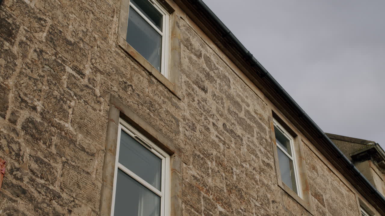 석조 건물 낮은 각도 휴대용