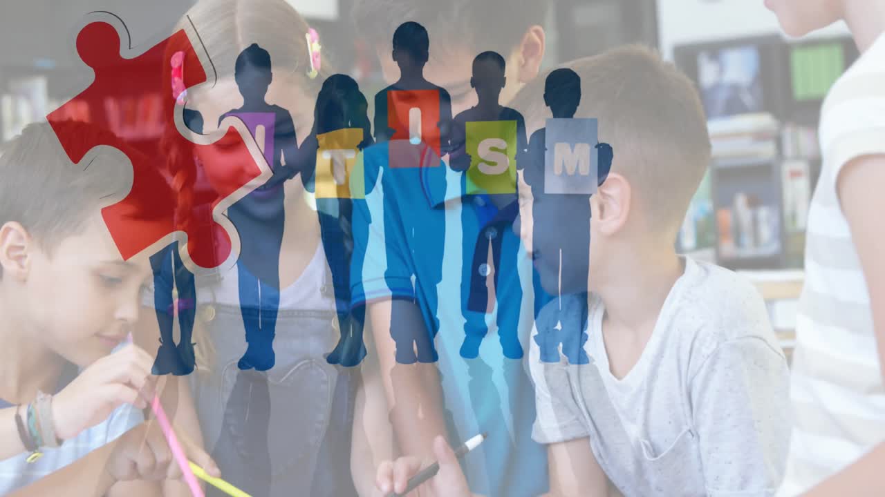 다채로운 퍼즐 조각과 자폐증 텍스트의 애니메이션 어린이 친구