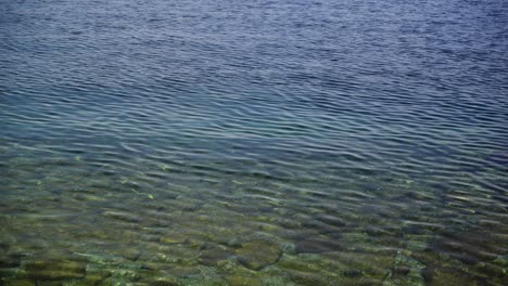 Small-waves-on-the-pebble-beach