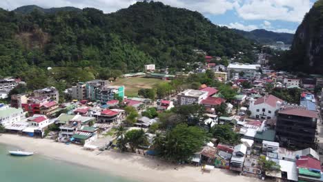 Die-Stadt-Und-Der-Hafen-Von-El-Nido-Liegen-Direkt-Am-Strand-In-Der-Schönheit-Der-Bucht-Von-Bacuit,-Philippinen