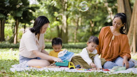 family in a picnic at the park