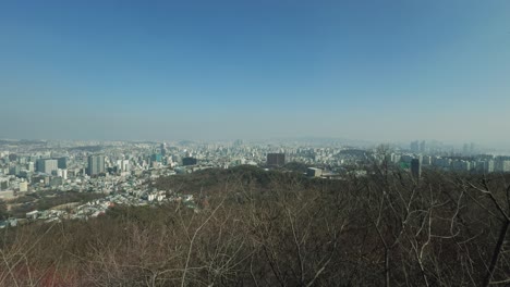 vistas desde la cima de la torre namsan de seúl
