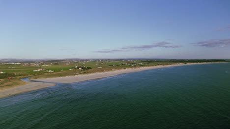 borestranda desde arriba un día de verano, playa de arena blanca en el suroeste de noruega