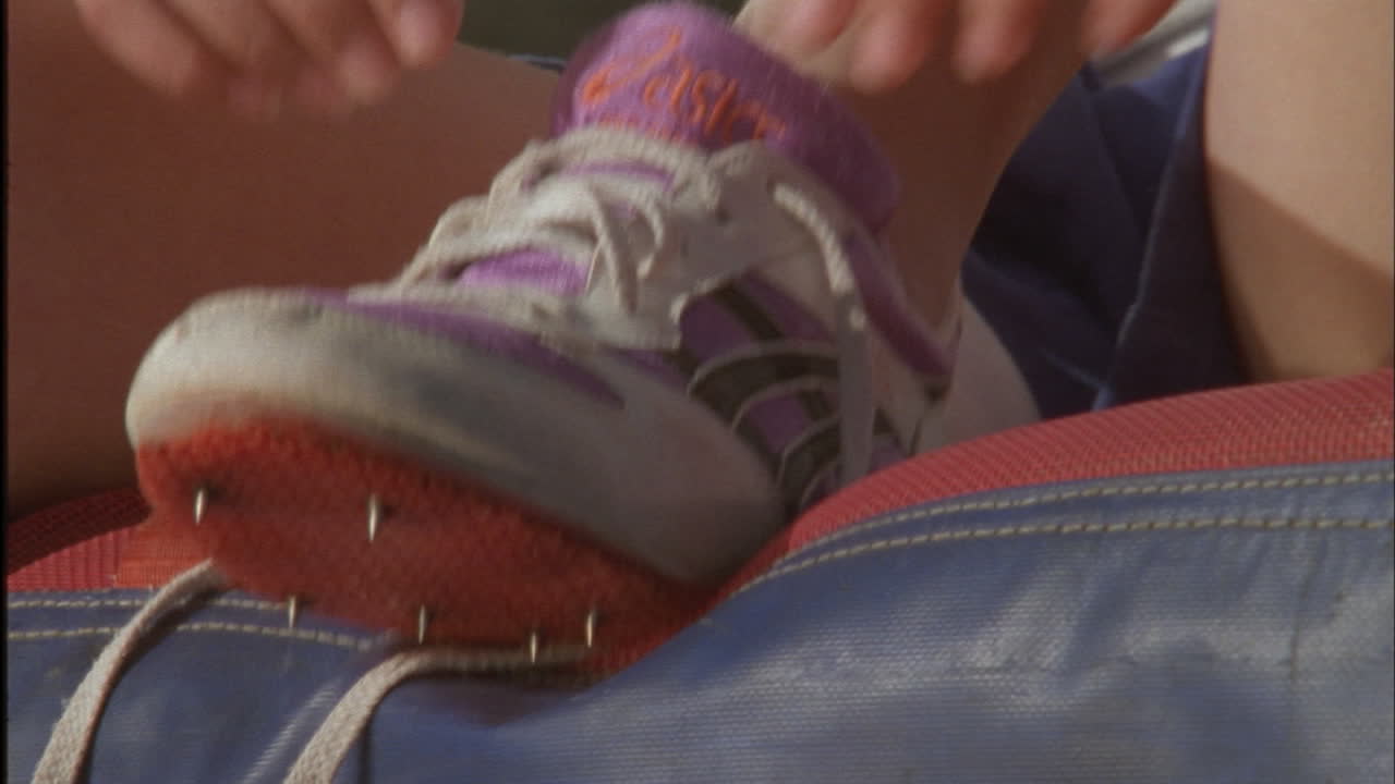 점퍼가 신발끈을 묶다