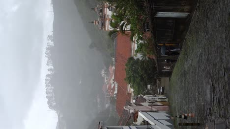 clima lluvioso sobre la ciudad de ouro preto, mg, brasil