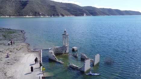 View-of-the-famous-underwater-St