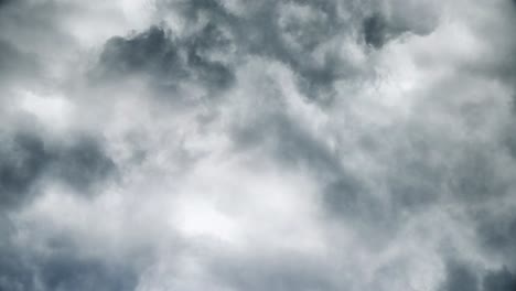 tormentas eléctricas, rayos y nubes sobre tormentoso
