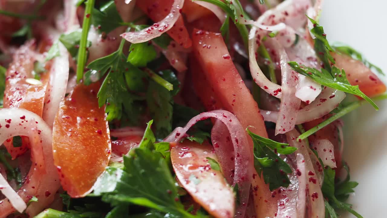 Fresh and Healthy Tomato and Onion Salad