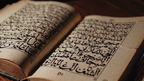 antique open quran