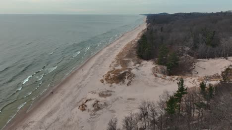 parallax motion around the large dunes