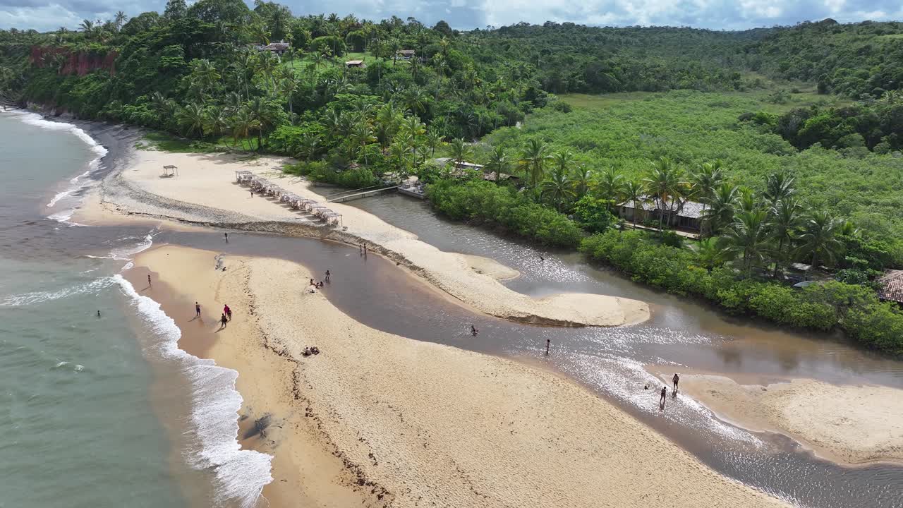 playa de espelho en el puerto seguro de bahía, brasil