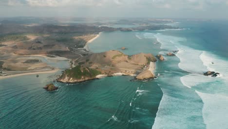 Impresionante-Costa-De-La-Isla-Del-Paraíso-Tropical-Lombok,-Destino-Turístico