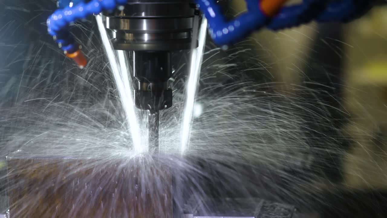 금속 가공 cnc 밀링 머신.