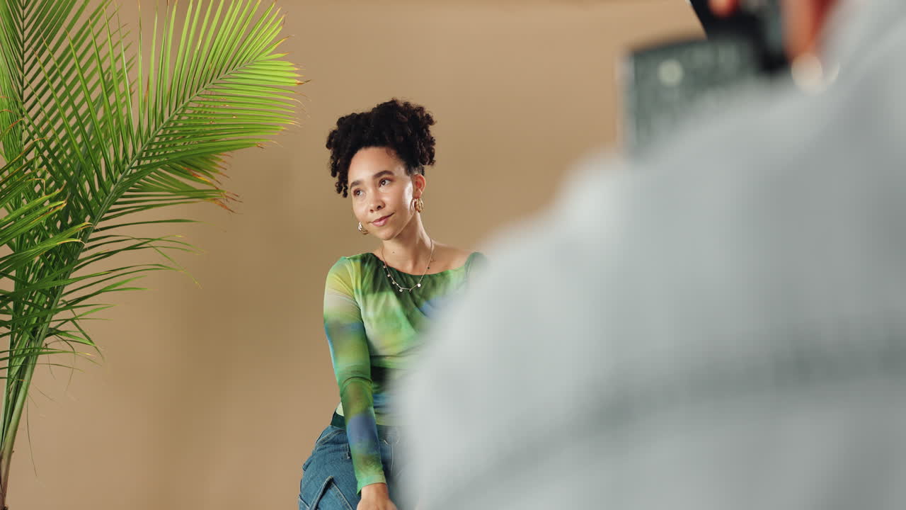 스튜디오에서 여성 사진 촬영