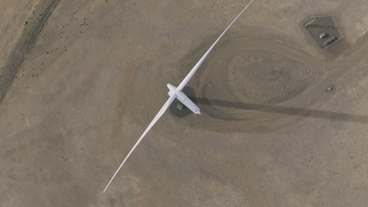 аэрофотосъемка с беспилотника ветряных турбин в южном вашингтоне-17