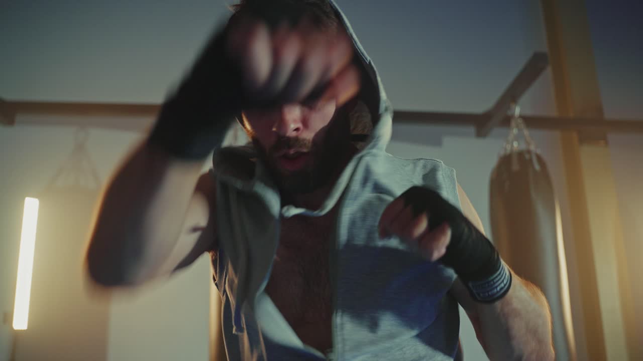 entrenamiento de boxeo en el gimnasio