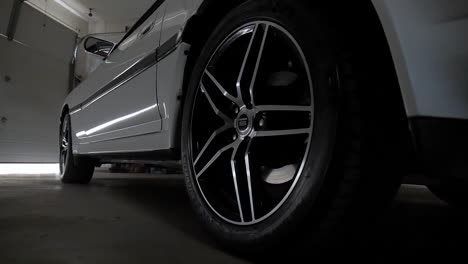 a gimbal movement from the rear wheel to the interior of the car.
