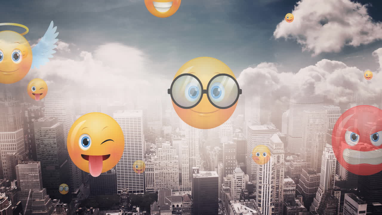 animación de iconos emoji volando sobre el paisaje urbano