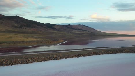 Great-Salt-Lake,-Utah-USA