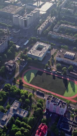 pequeño estadio de la ciudad para el fútbol