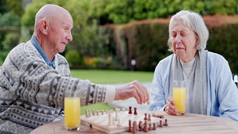 juice, retirement and an old couple playing chess