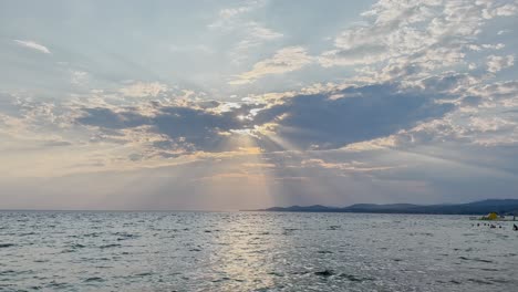 Meeressonnenuntergang-Am-Strand