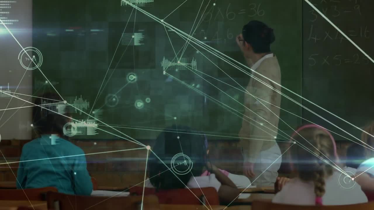 red de conexiones y procesamiento de datos contra las maestras caucásicas que enseñan en la escuela