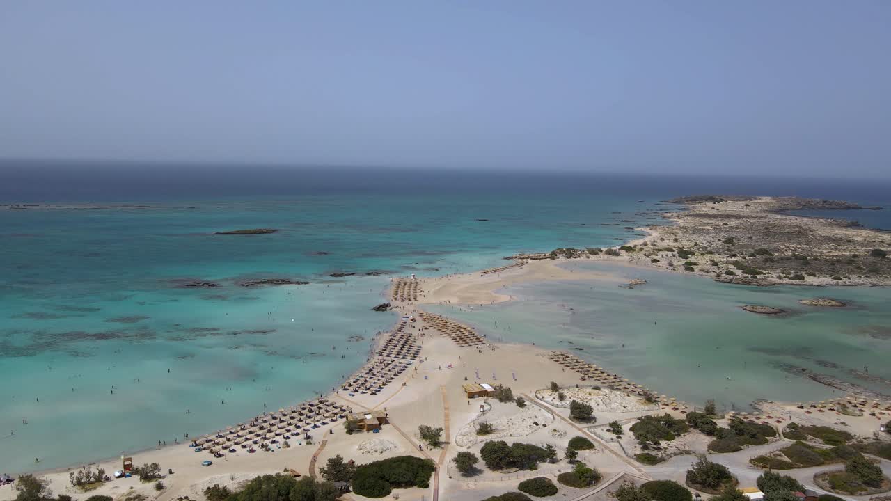 grecia creta elafonissi beach drone aéreo metraje 1.mp4