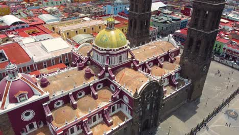 Stunning-aerial-views-of-Cholula,-Puebla-captured-by-drone