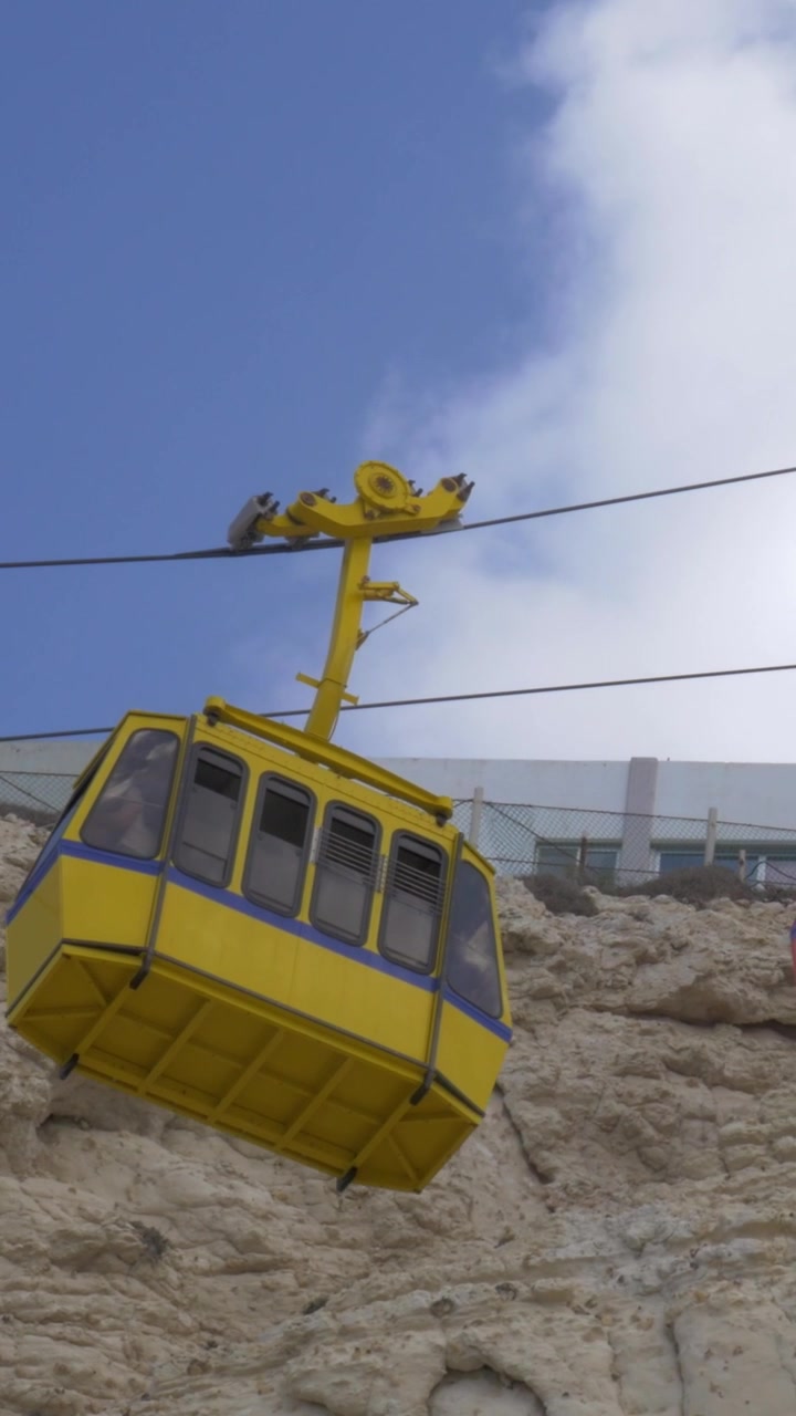Corsa in funicolare a Rosh Hanikra